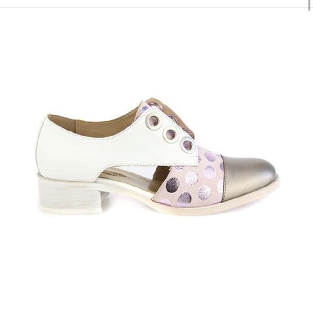 Unity In Diversity Valley Leather Metallic Oxford - Picture 5 of 14
